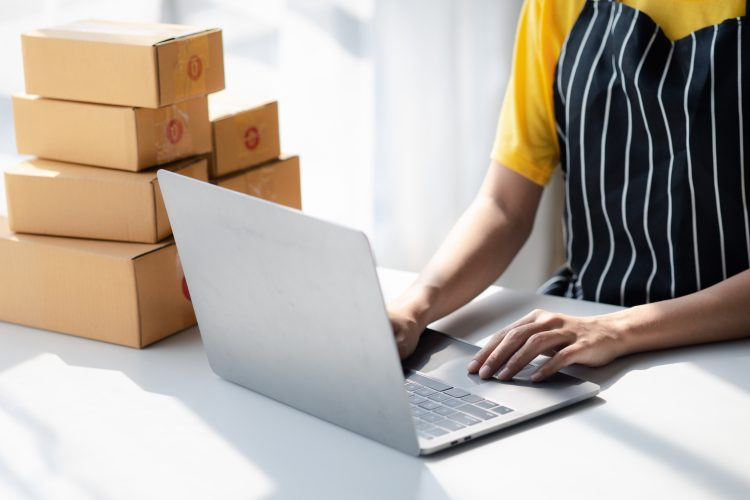 FoodandNutriti9's tweet photo. FSA launches online hub for food businesses...
The Food Standards Agency has unveiled a new online hub where #food_businesses can find guidance and advice in one “easy to access” platform. #food_processing #food_ingredients #nutrtion learn highlights @ https://t.co/dXeLpZQtdm https://t.co/gjFXbKOcW5