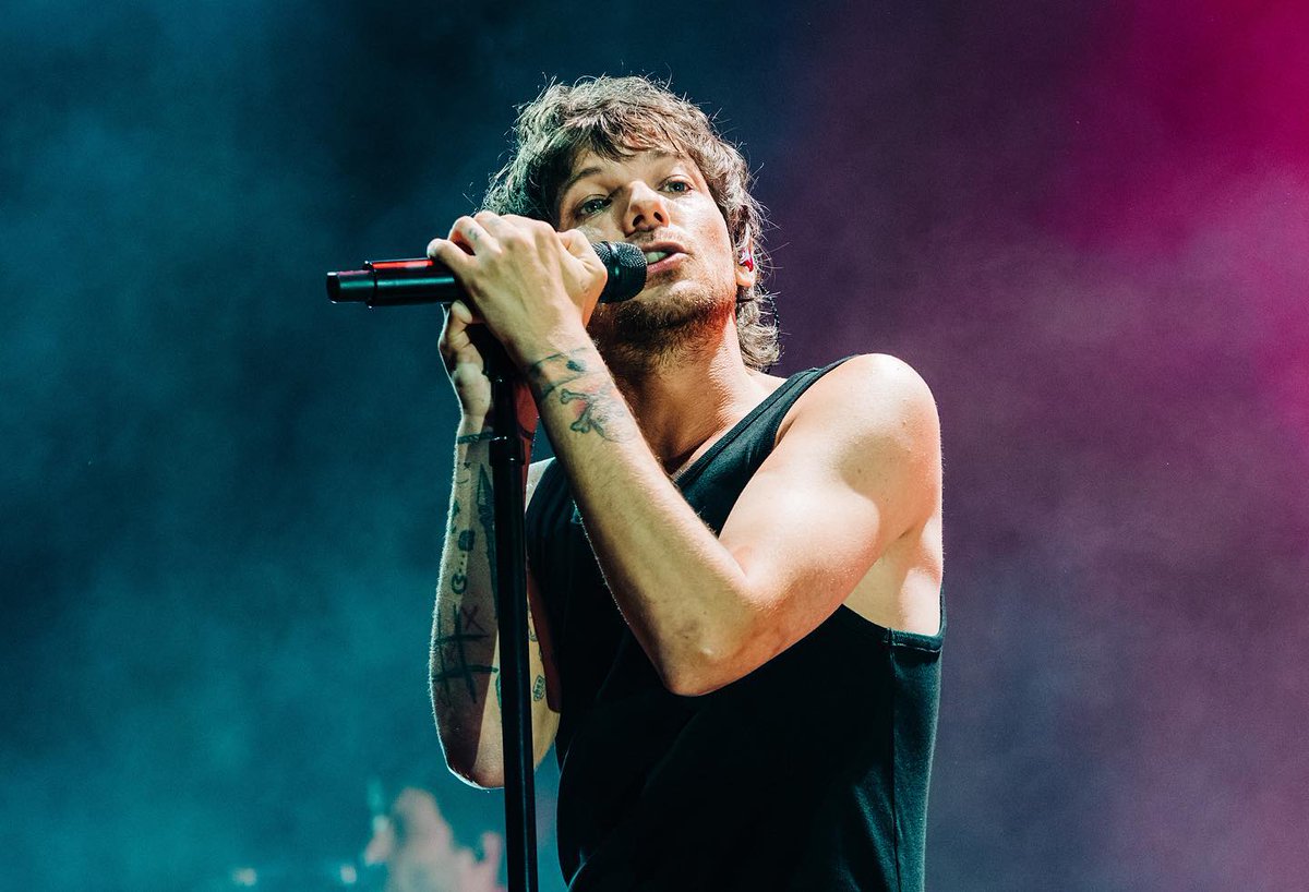 LOUISARCHlVE's tweet photo. https://t.co/bk9xMfHQSs
