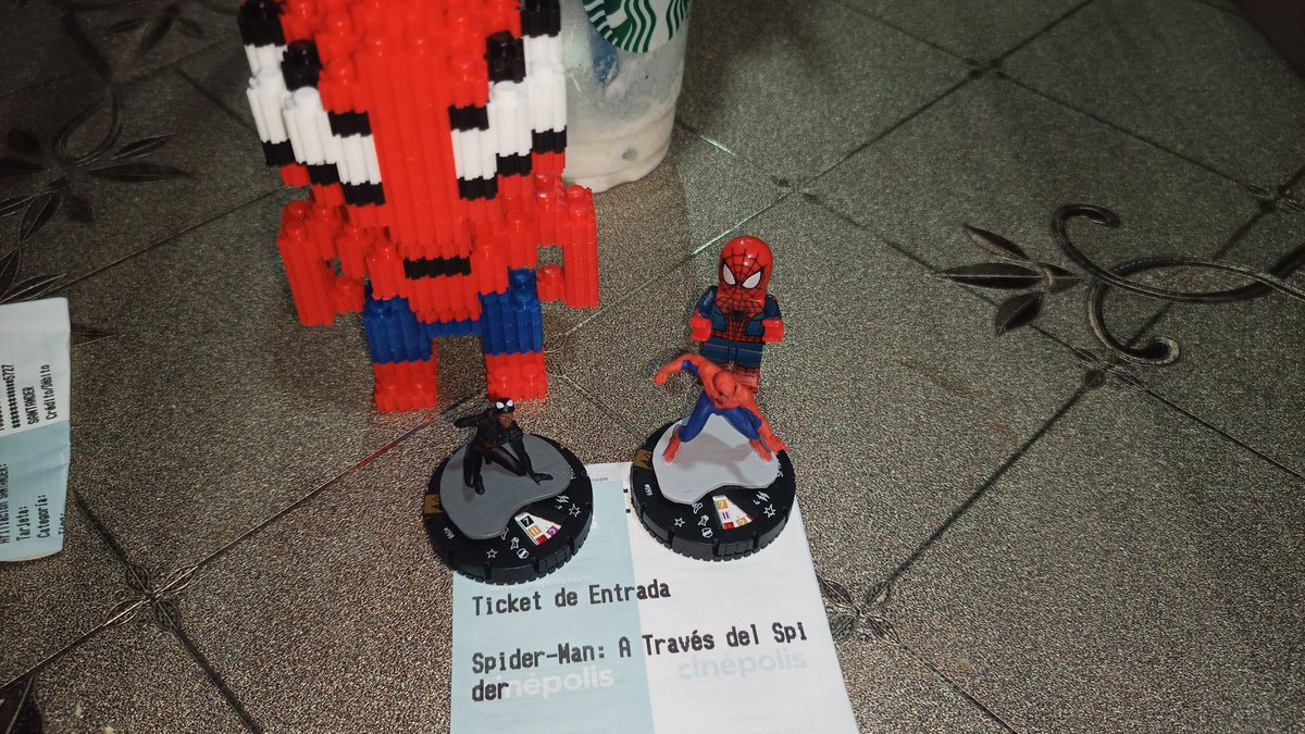 Pinche peliculón increíble!! Semana perfecta, #MTGxLOTR ayer y #SpiderMan hoy