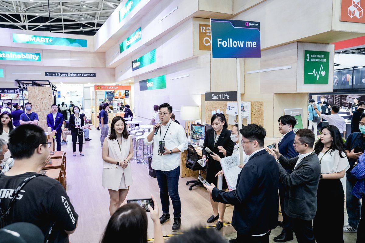 computex_taipei's tweet image. Thank you all for joining our unforgettable guided tours at #COMPUTEX2023/ #InnoVEX! From Aotter Girls #้ป็บๅฐๅฅณ to Dr. J Class #ๆฒๅ็งๆๆๅฎค, TechTeller's Afra #็งๆ่ชช, Rebecca Wu and Lisa Chen, your presence made it truly special. ๐
#GuidedTours
