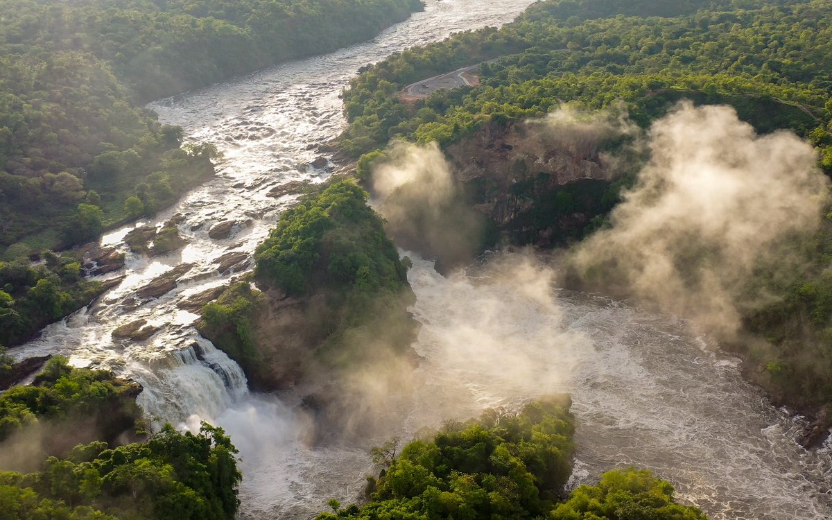 ugwildlife's tweet photo. The kind of waves that swell with fury and roar with rage. Enjoy these glorious views of the world's most powerful waterfall from a heavenly perspective.

The #ExploreNorth team is officially in Murchison Falls National Park today.

#ExploreUganda #TulambuleWild https://t.co/i46hV15JQj