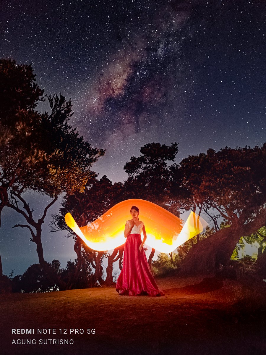 Beautiful Night Sky , 
Shot On 📸 #RedmiNote12Pro5G 

<a href="/Xiaomi/">Xiaomi</a> <a href="/XiaomiIndonesia/">Xiaomi Indonesia</a> <a href="/AgungSutrisnoTM/">Agung Sutrisno™ #MiFan</a> 

#XiaomiCreators #XiaomiImagery