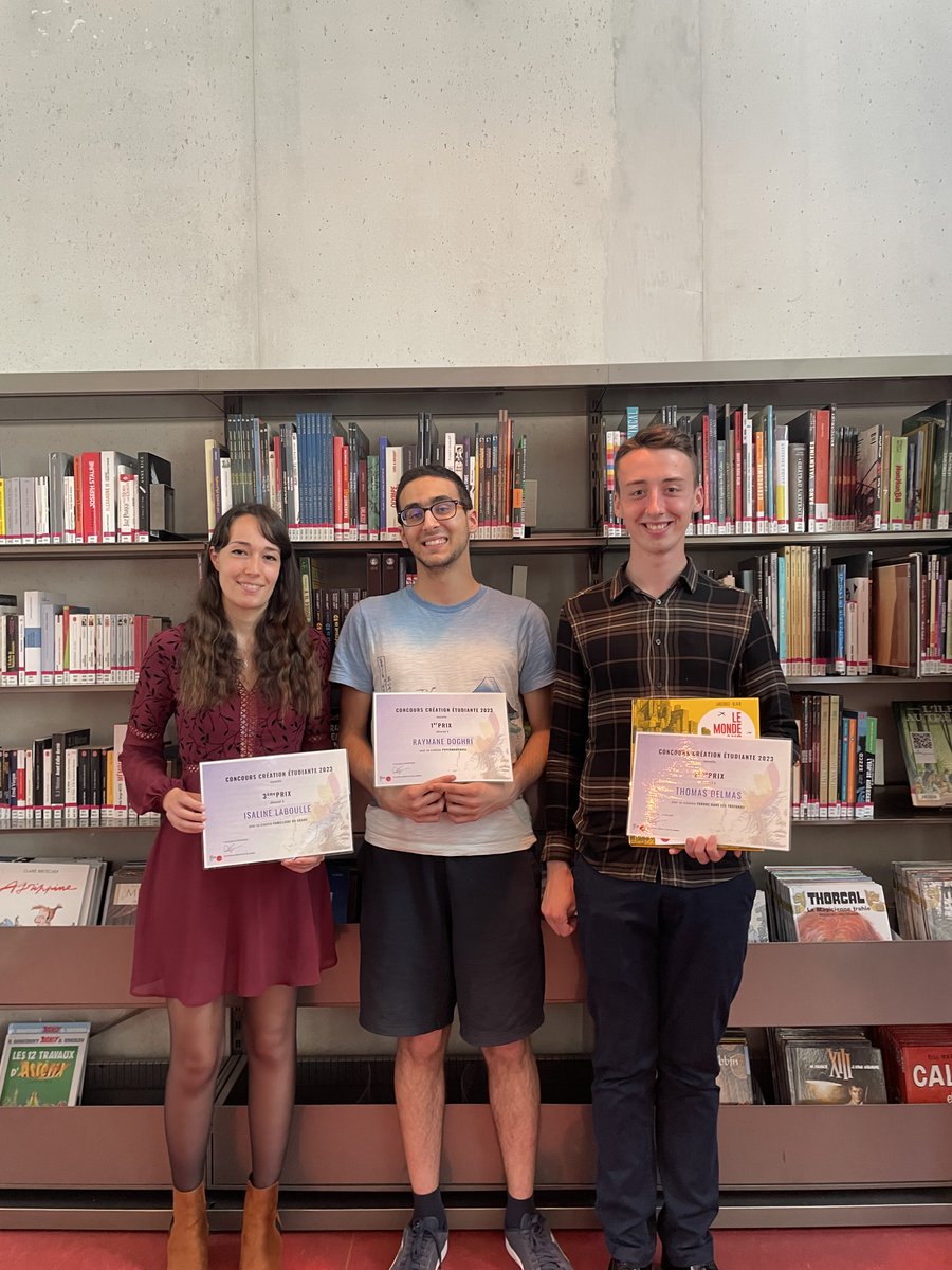 bibuvsq's tweet image. Félicitations aux 6 gagnants du #concours "Nouvelles &amp;amp; BD" organisé par le @crous_versailles, dont la remise des prix à eu lieu hier à la #BUVersailles !