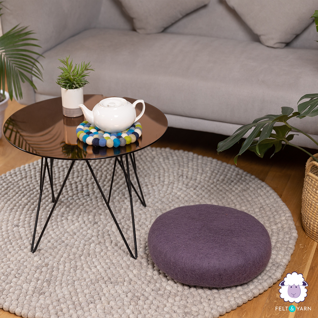 TGIF! Celebrate #FeelGoodFriday with a touch of elegance and sustainability. Our felt decor pieces add a perfect finishing touch to any room. 🌟🏡 #InteriorDesign #TrendyDecor #fridaymorning #FridayVibes