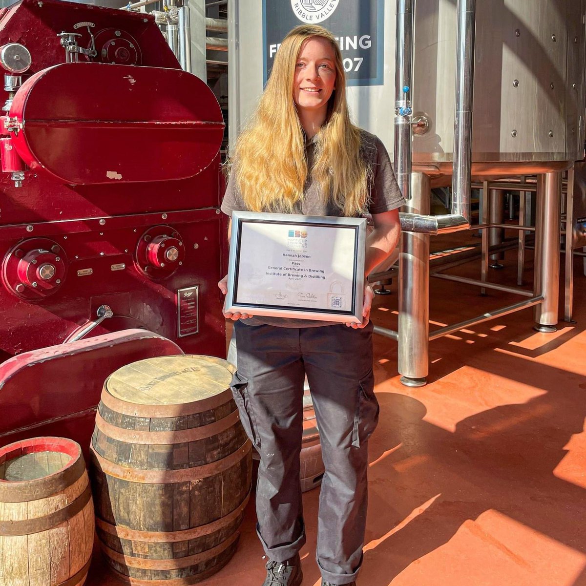 We are delighted to announce that our youngest brewer Hannah has recently passed her General Certificate in Brewing!

This qualification covers the whole brewing process and allows Hannah to further develop her knowledge and skills in the world of cask ale.

Well done hannah!👏🏻
