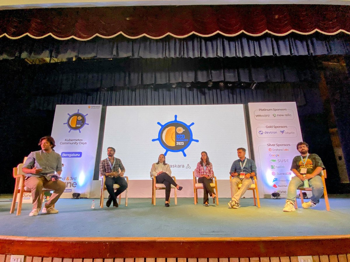 .@MadhavJivrajani's panel with Indian CNCF maintainers and their personal experiences going on now!