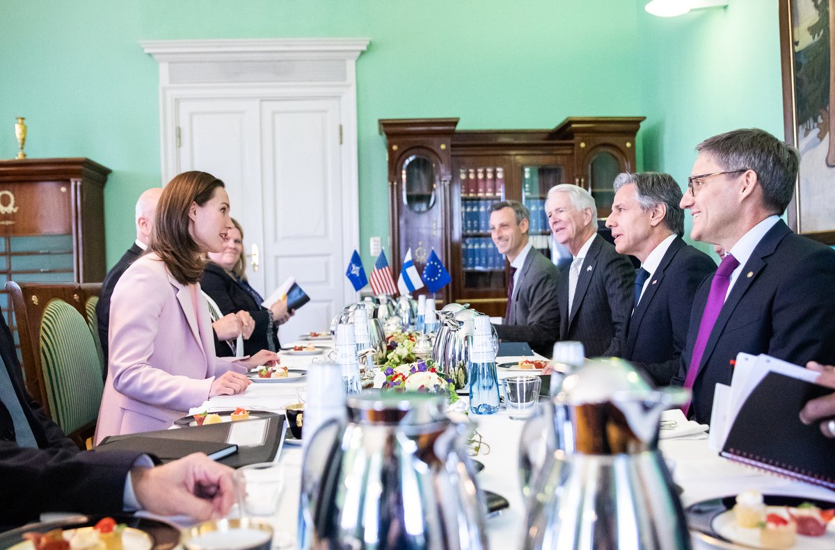 FinGovernment's tweet photo. Prime Minister @MarinSanna and United States Secretary of State @SecBlinken met in Helsinki.

The partnership and alliance of 🇫🇮 and 🇺🇸 is stronger than ever. https://t.co/OMFbCkirUv