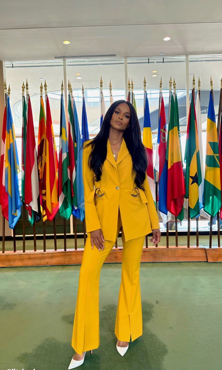 Boss Lady Ciara wearing @LITAbyCiara 🔥💛.
At the UN Headquarters In New York for the annual meeting United Nations Conscious Fashion & Lifestyle Network . #Winning