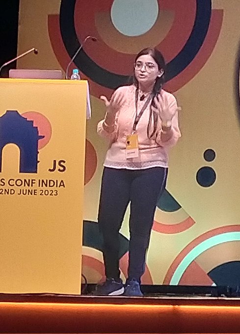 Aakansha Doshi, giving a talk at JSConf