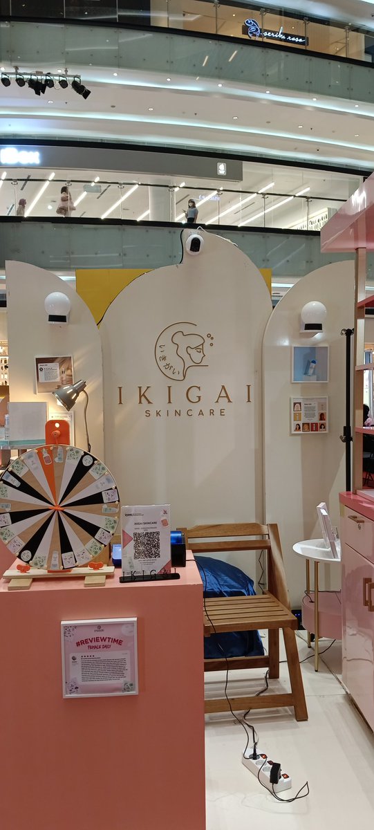 Ayo ayo mumpung libur, mampir ke booth yes!! 🥰🤗