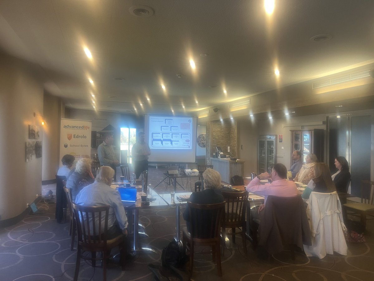 carlaleeB's tweet photo. Even though the spotlighting made our photos not the best, a great day of networking at New England @nswsdpa PL day with key  updates from @madiganda ,  a look inside RLE support for schools with @ScottBreen2 and Damian McClymont and EPMI with Robyn Lang and Paul Ivers  ✨ https://t.co/Elk39GZpiY