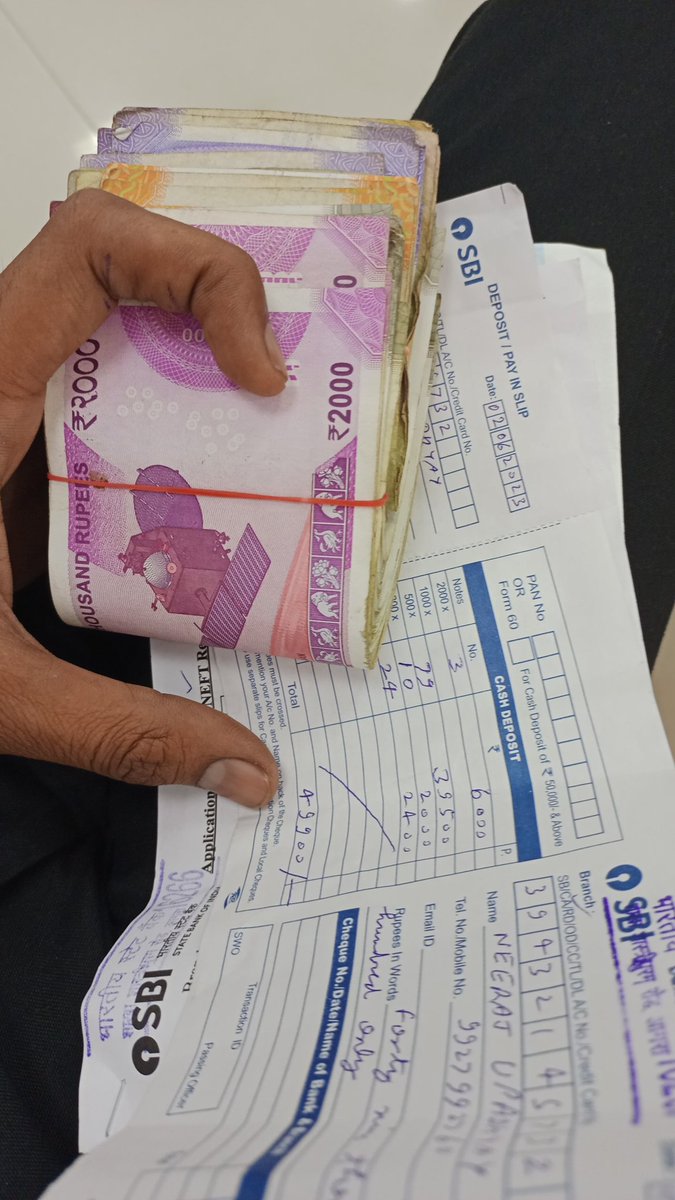 amitkumarAPP's tweet photo. @RBI sir मैं sbi बैंक की नेहरू नगर शाखा आगरा में बैठा हुआ हूँ यहाँ पर मेरा न तो कैश जमा किया जा रहा है और न ही नेफ्ट किया जा रहा है
Kpya बैंको पर संज्ञान लेने का कष्ट करें https://t.co/uS9XbatTg5