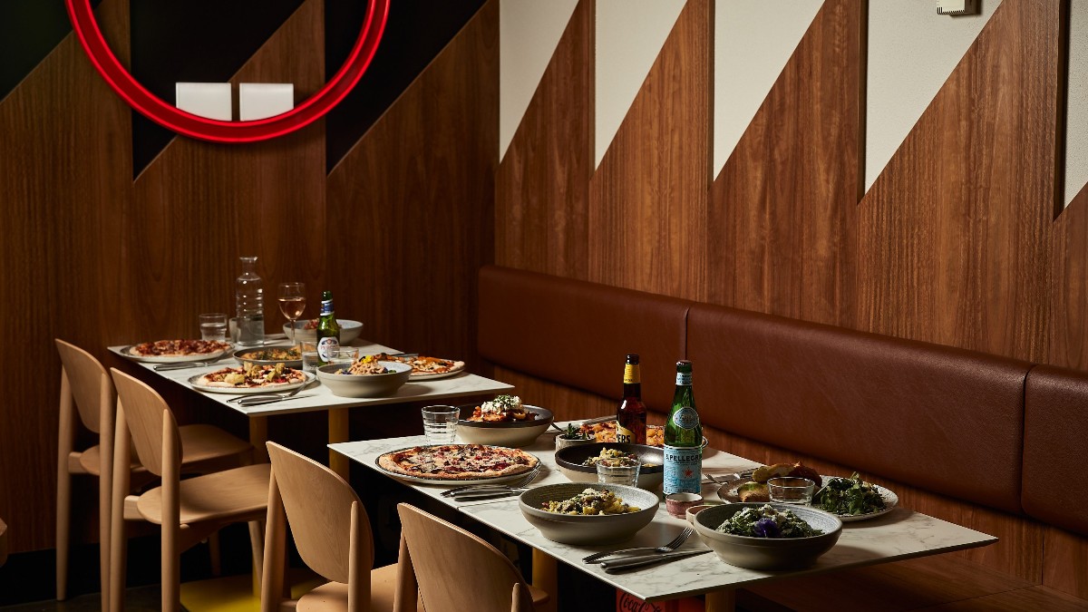 Plenty of space for all your #dinein desires at 11 Inch.

And plenty of drivers for all your #pizza #delivery needs!
