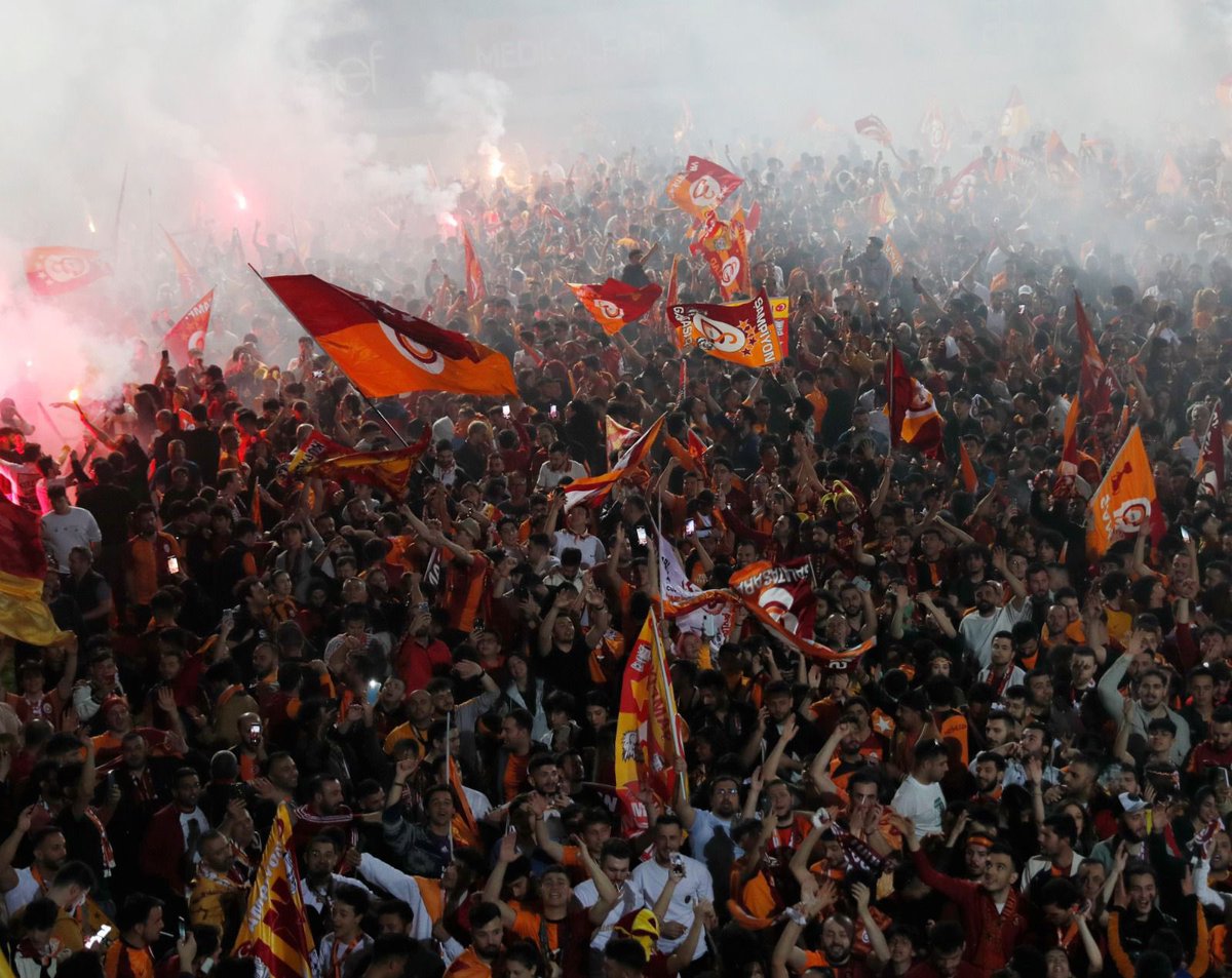 Günaydın #Galatasaray Ailesi