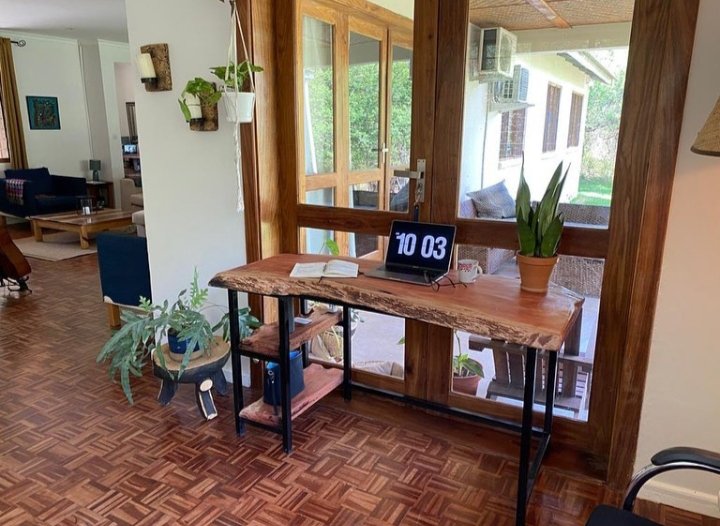 LikotaZM's tweet photo. A visually appealing and inspiring desk setup can boost your mood, enhance creativity, and make your work environment more enjoyable.
PRICE: K5500 (DESK ONLY)
LEAD TIME: 14 DAYS
π +260963882720
#Likota #HandcraftedFurniture #ClientCamera https://t.co/8drwi4ayRY