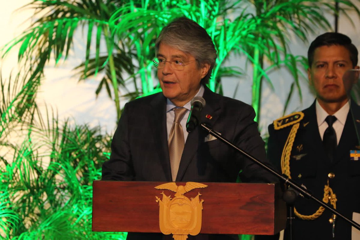 ElDatoEcua's tweet image. #Urgente El ministro @henrycucalon y el viceministro @mariocuvi acompañaron al Presidente Guillermo Lasso en la presentación del proyecto #BioDiversa, un centro interactivo dedicado a la investigación, exposición y uso sostenible de la biodiversidad. #BioDiversa