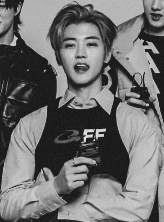 สันกรามบาดใจไม่พอ ฮียังจะมาเดาะลิ้นอีก double kill เลยดิ