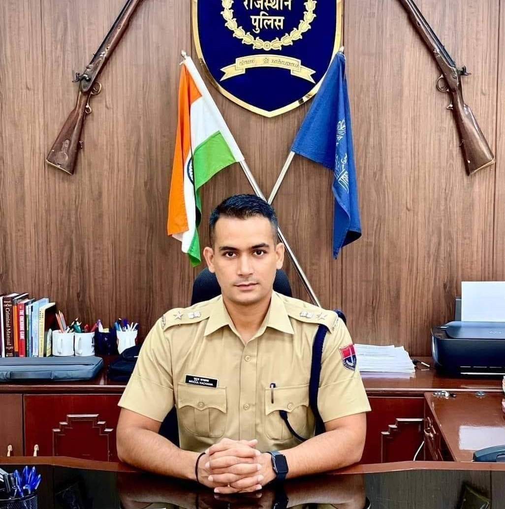 राजस्थान पुलिस के दबंग आईपीएस ऑफिसर श्री @rahulprakashIPS जी को आईजी भरतपुर और @ips_mridul जी को एसपी भरतपुर लगाए जाने पर हार्दिक बधाई एवं शुभकामनाएं 🎉♥️