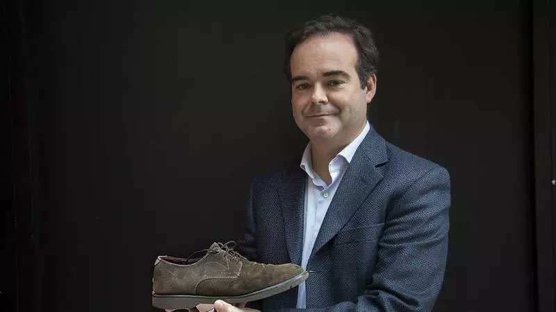 Ens va fer molta il·lusió reconèixer un exalumne del grau en Podologia, Eduard Sánchez-Osorio, al <a href="/diariARA/">diariARA</a> <a href="/Ergodinamica/">ERGODINÁMICA</a> bit.ly/umanresa_podol…