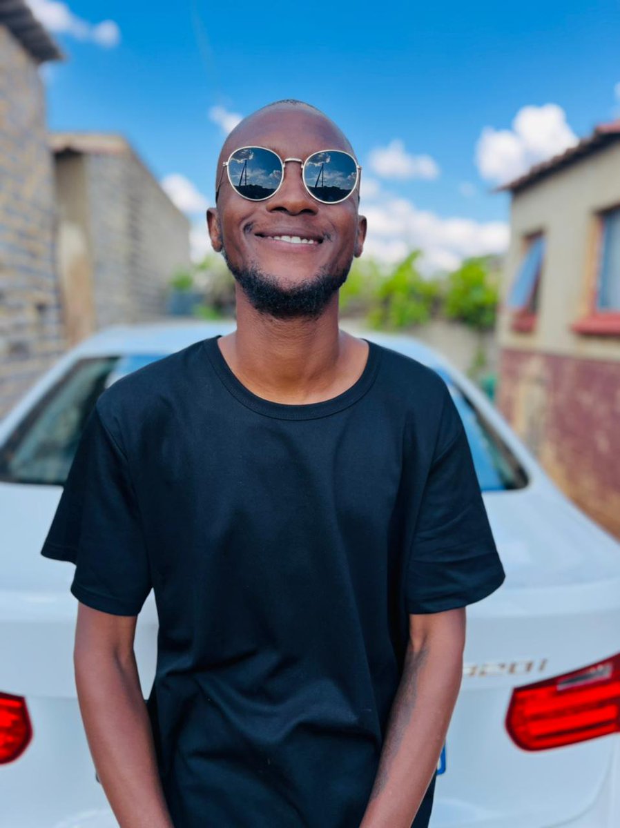 Bongani Mehlomakhulu tweet media