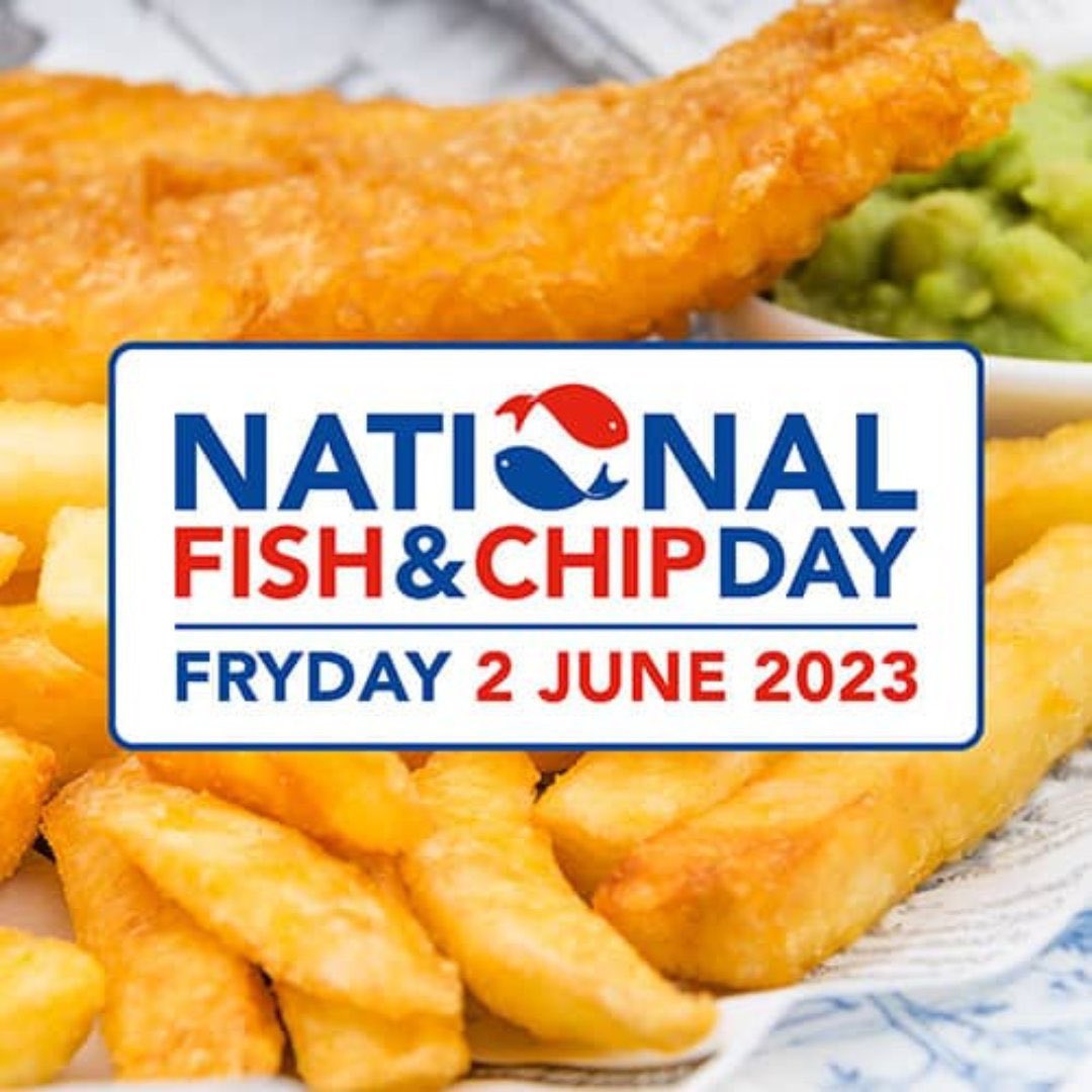 Today is #nationalfishandchiptoday 

What’s everyone having for tea? 🐟🍟💙