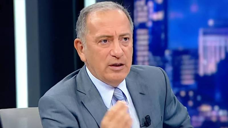 Fatih Altaylı: 

“Saksıyı aday gösterseniz o da zaten 2. turda en az %48 alırdı.  

Sizin buna katmanız gereken %2,01 vardı, onu da katamadınız. Çünkü siz doğru aday değildiniz.”