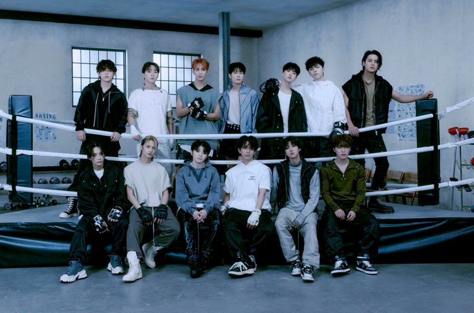 .@Stray_Kids joins @BTS_twt and @pledis_17 as the only artists to sell over 2 million copies of an album in one day in Hanteo history.