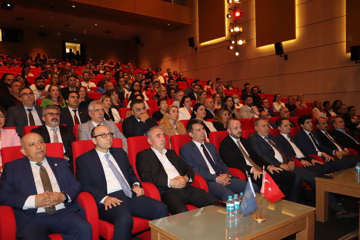 İstanbul TTO ortaklığında hazırlanan <a href="/istkaorgtr/">İSTKA</a> desteğiyle 
kurulan Yenilikçi XR Teknolojileri Araştırma ve Geliştirme Merkezi’nin açılış törenine katılım gösterdik.
Rektörümüz Prof. Dr. Nuri Aydın’ın da katılımlarıyla açılış kurdelesi kesilerek resmi açılış gerçekleştirildi.