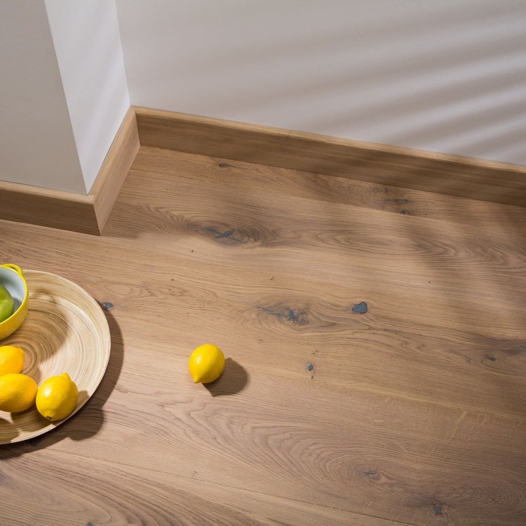 trysquarefloors's tweet image. #repost 
Product name: Engineered Wood - Oak Smoked Brushed
.
.
For your wood floor needs, call us at +91 98446 29430, or at +91 90293 42342 (Western India) or visit trysquare.com

Credit:-  @barlinekpodlogi
#trysquareflooring #trysquareflooringbanglore #flooring