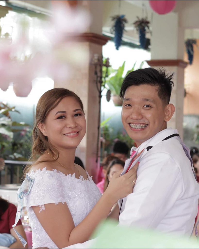 reanjava's tweet image. Happy 5th Wedding Anniversary to US! 😘