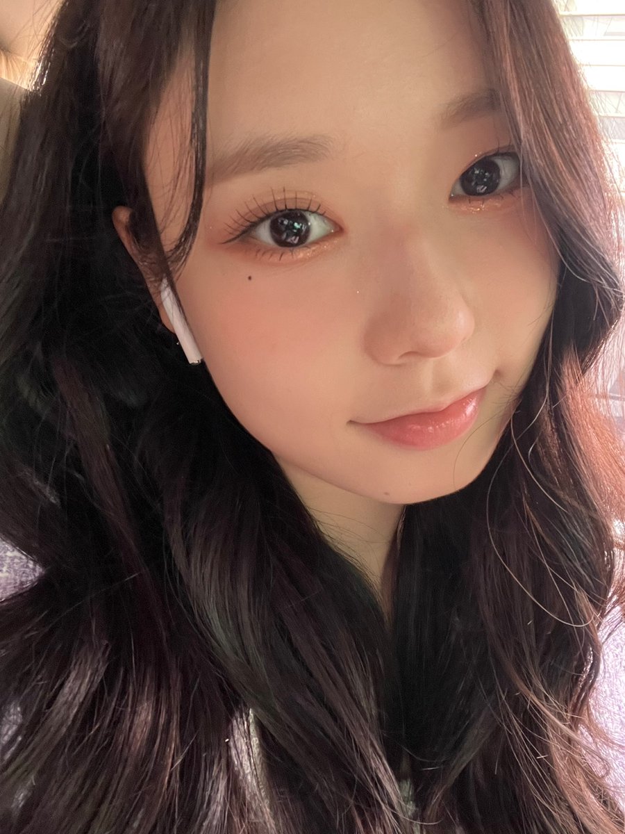 체리팜여러분🩷😚 오늘 무대는
포도 도아에요😎 심플리 케이팝 무대도 놓치지말고 지켜봐주세요😝👍🏻

#KIMDOAH #김도아 #キムドア #도아 #DOAH #꿈의태엽 #dreamwalking #simplykpop