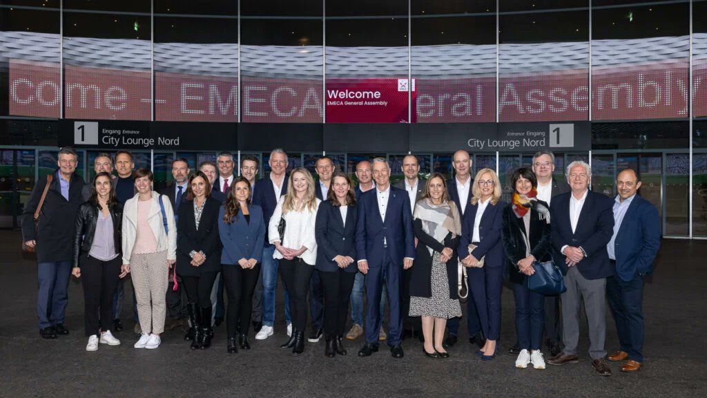 IEGexpo's tweet photo. L’assemblea generale di #EMECA all’MCH di Basilea in Svizzera.
Il business dei membri EMECA raggiunge il livello pre-pandemico, anche se restano diverse sfide.
-via #IEGExpoMagazine
https://t.co/HREryoaV2D
#fiere #mercato #crescita https://t.co/drdrgiVS3u