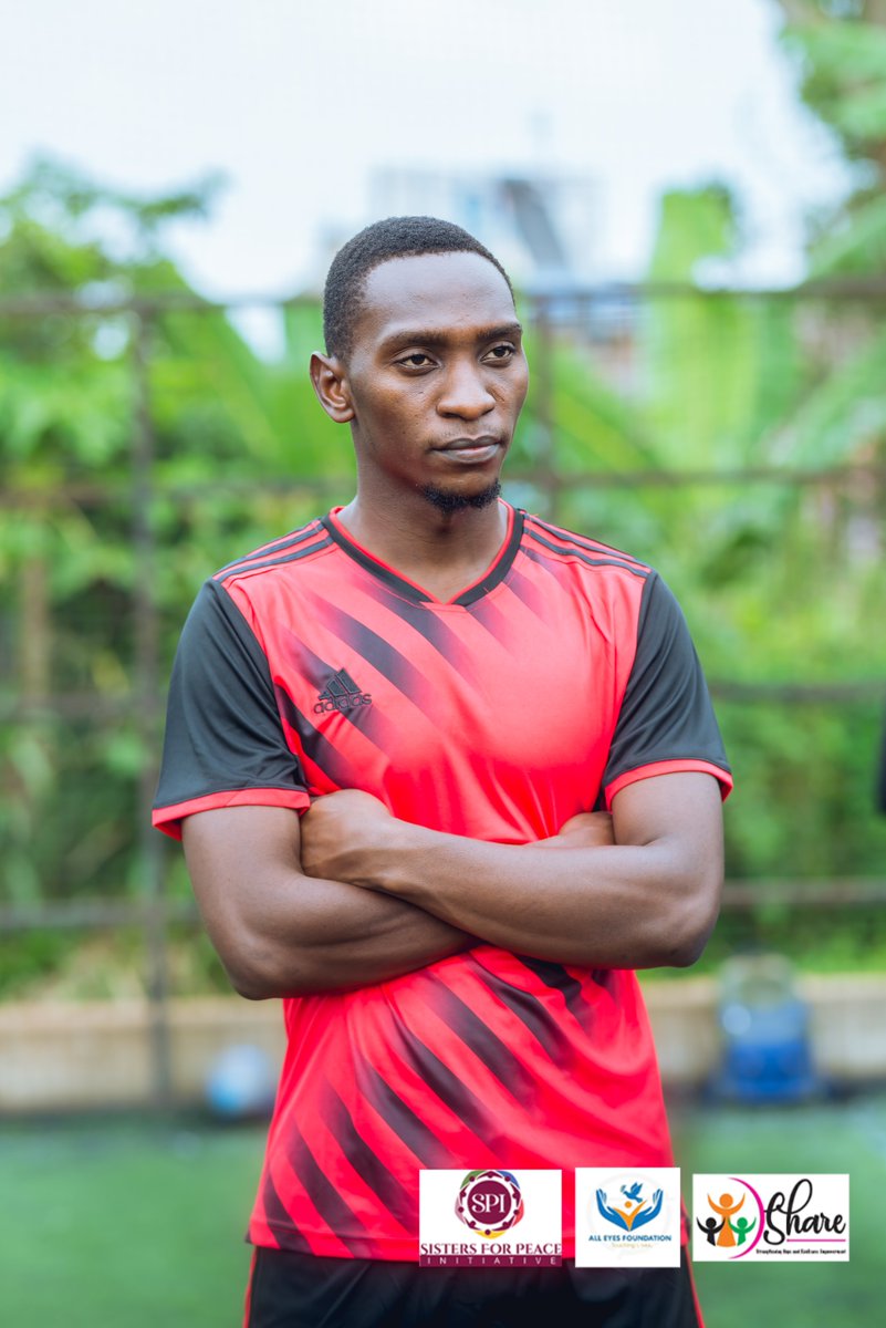 SISTERSFORPEAC's tweet photo. Meet Ssali a student at Habib Medical School. He recognizes the gender stereotypes attached to sports as a masculine activity. 
In partnership with Sisters for Peace Initiative, he has supported girls and women to understand the link between sports, mental wellness, and peace. https://t.co/fT1irlC4eA