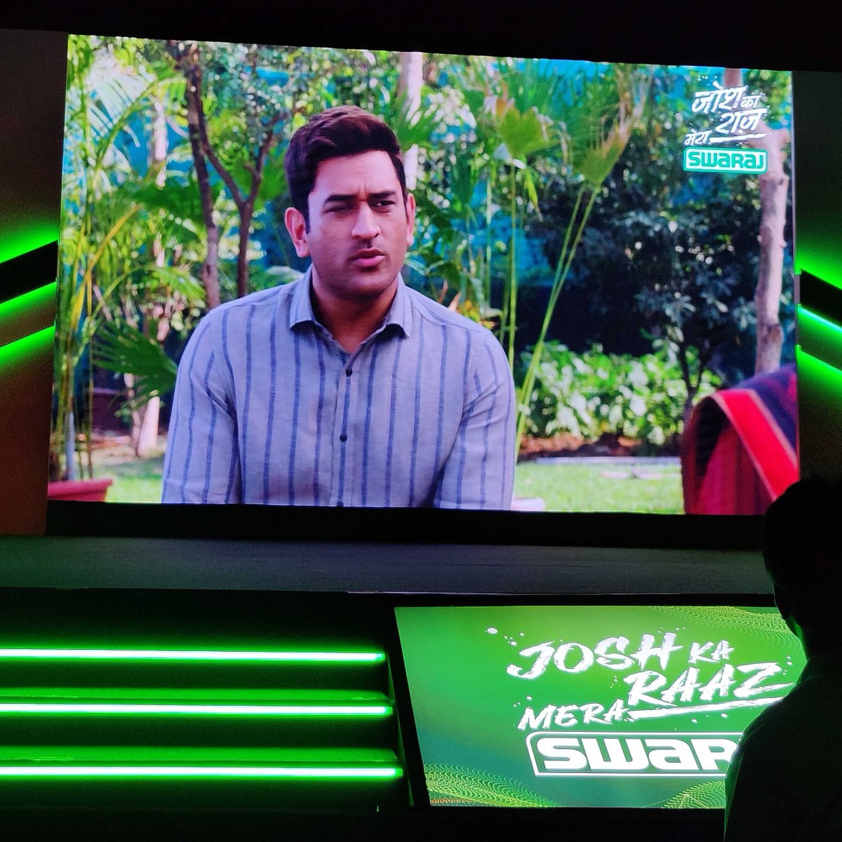tractorjunction's tweet photo. Former Captain of the Indian Cricket team @msdhoni  is now the brand ambassador of @TractorsSwaraj!

@rajesh664 @chavan_harish @hsikka1 
#TractorJunction #Swaraj #launchevent #tractorlaunch #newtractor #MSDhoni https://t.co/C4ljfP0SqX