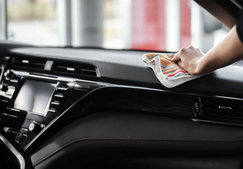 recacoche3000's tweet photo. 3 Consejos para mantener el coche en buenas condiciones si está parado mucho tiempo🧐
os traemos TRES consejos para mantener el coche en las mejores condiciones, para prevenir averías graves y no tener que afrontar una reparación costosa.
. #PracticasCMA    hilo👇 https://t.co/H5XD2zzPl5