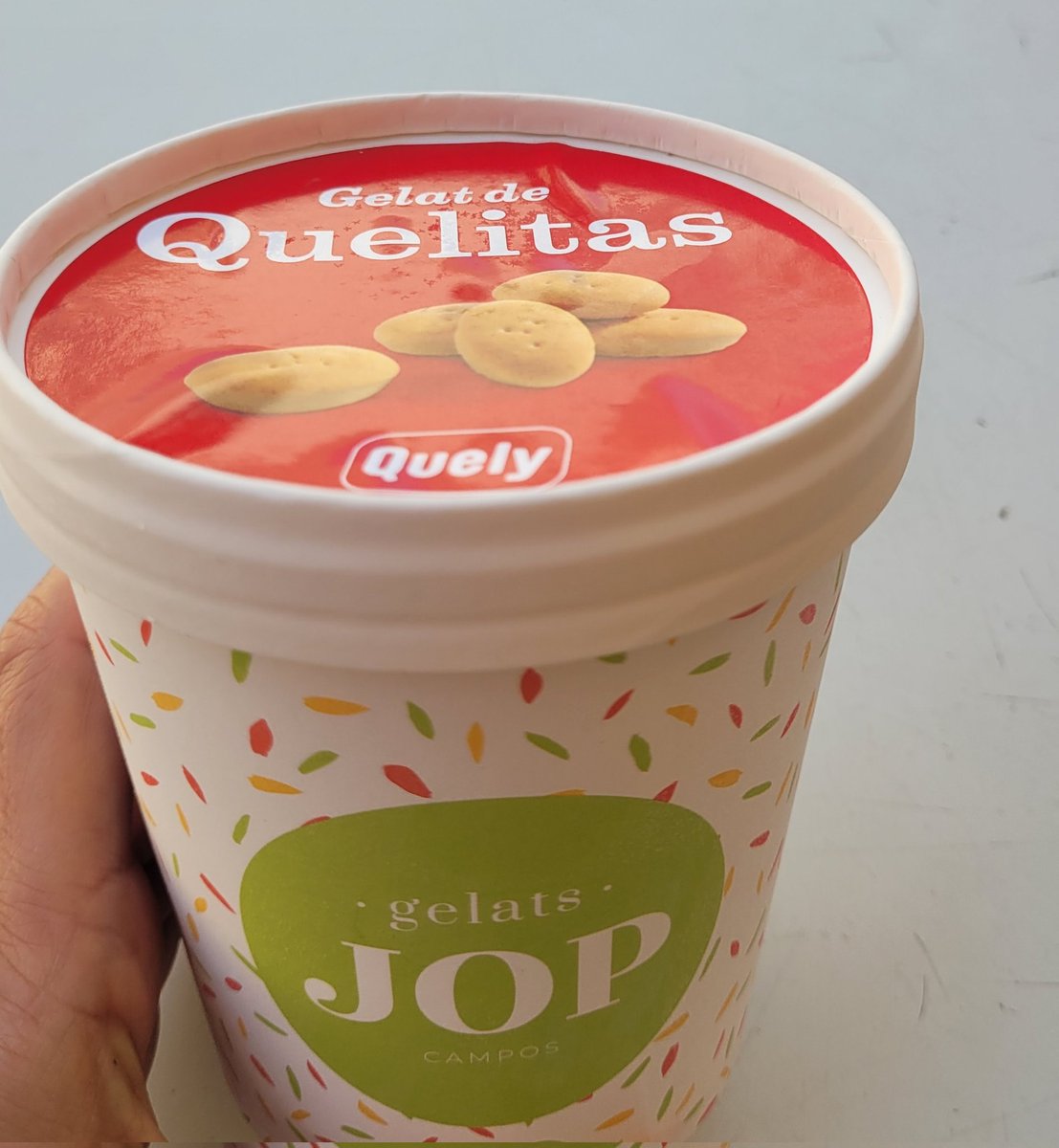 Però quina meravella és aquesta???
Qui l'ha tastat?

Cada any us supereu <a href="/GelatsJ/">Gelats_Jop</a> 😋

#Campos on fire.
