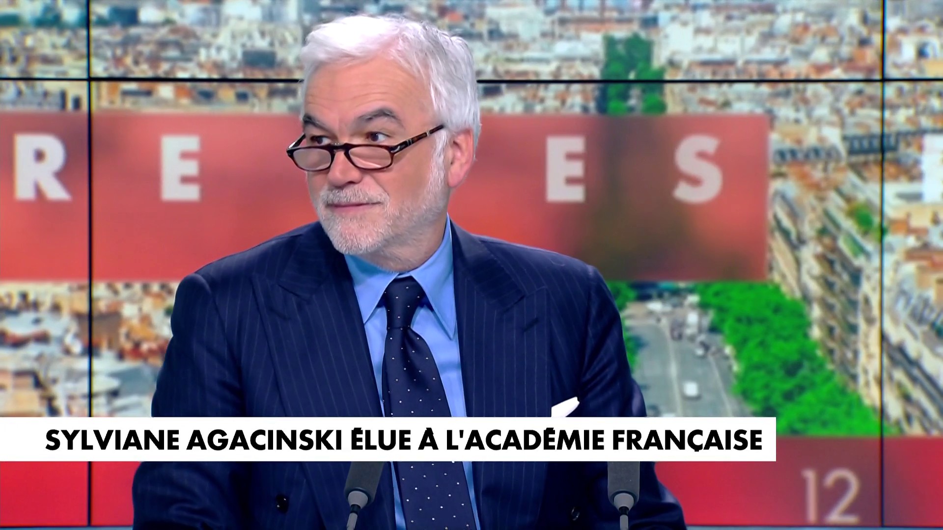 CNEWS on Twitter: "«Sylviane Agacinski élue à l'Académie Française» :  l'édito de @PascalPraud dans #HDPros https://t.co/oxnqigFx2f" / Twitter