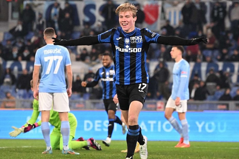 🚨Atalanta want 60m euros this summer in order to part with 20-year-old Denmark striker Rasmus Hojlund, who has been targeted by Bayern Munich, Real Madrid, Arsenal and Manchester United. 
🇩🇰 🔵 #GoAtalantaGO #ForzaAtalanta