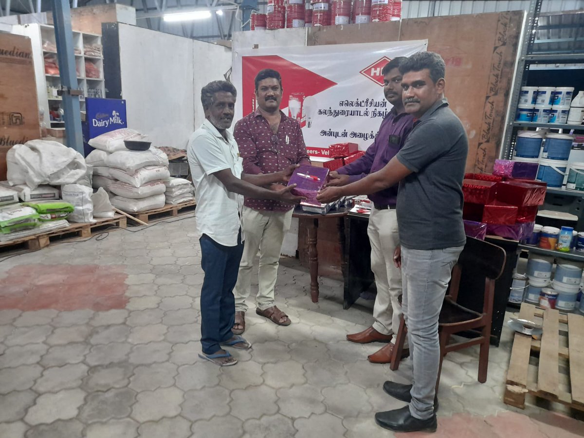 HPL_Official's tweet photo. #HPLElectricalMeet
HPL conducted Electrician Nukkad Meeting at Coimbatore for The Excellent Power Engineers and showcased our products to them.

#hplindia #hplproducts #hplelectrical #smartmetering #switchgear #electricalproducts #electricals https://t.co/QukTgmXHZG
