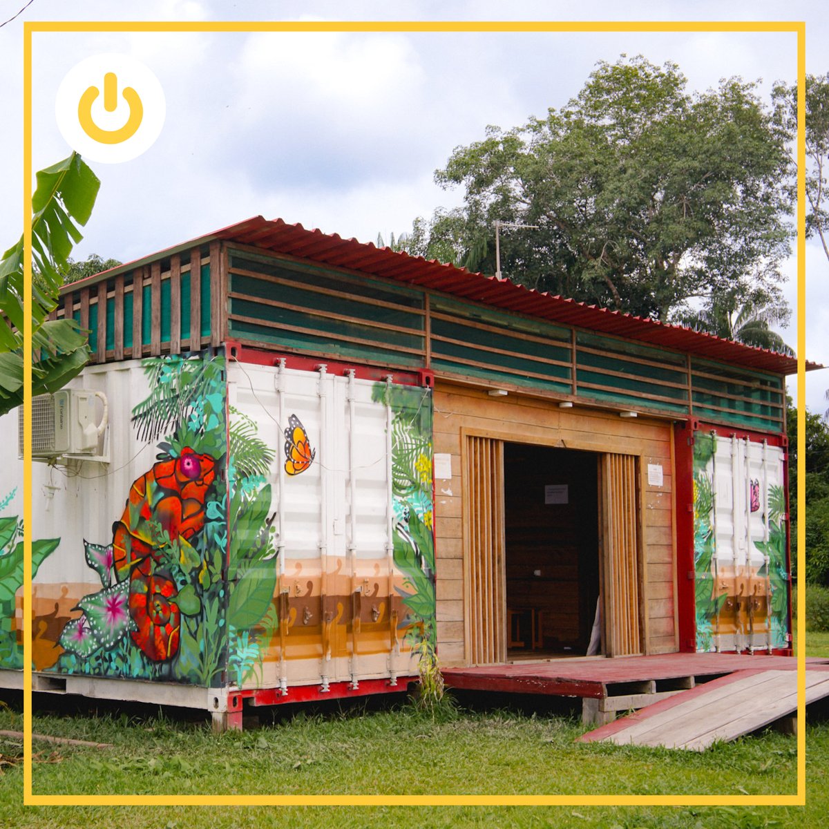 Computer_Aid's tweet image. We are delighted to return to the Brazilian Amazon to witness first-hand the profound impact our Solar Community Hub has had on the lives and needs of those communities. 

#ComputerAid #Charity #SolarCommunityHub #DigitalDivide