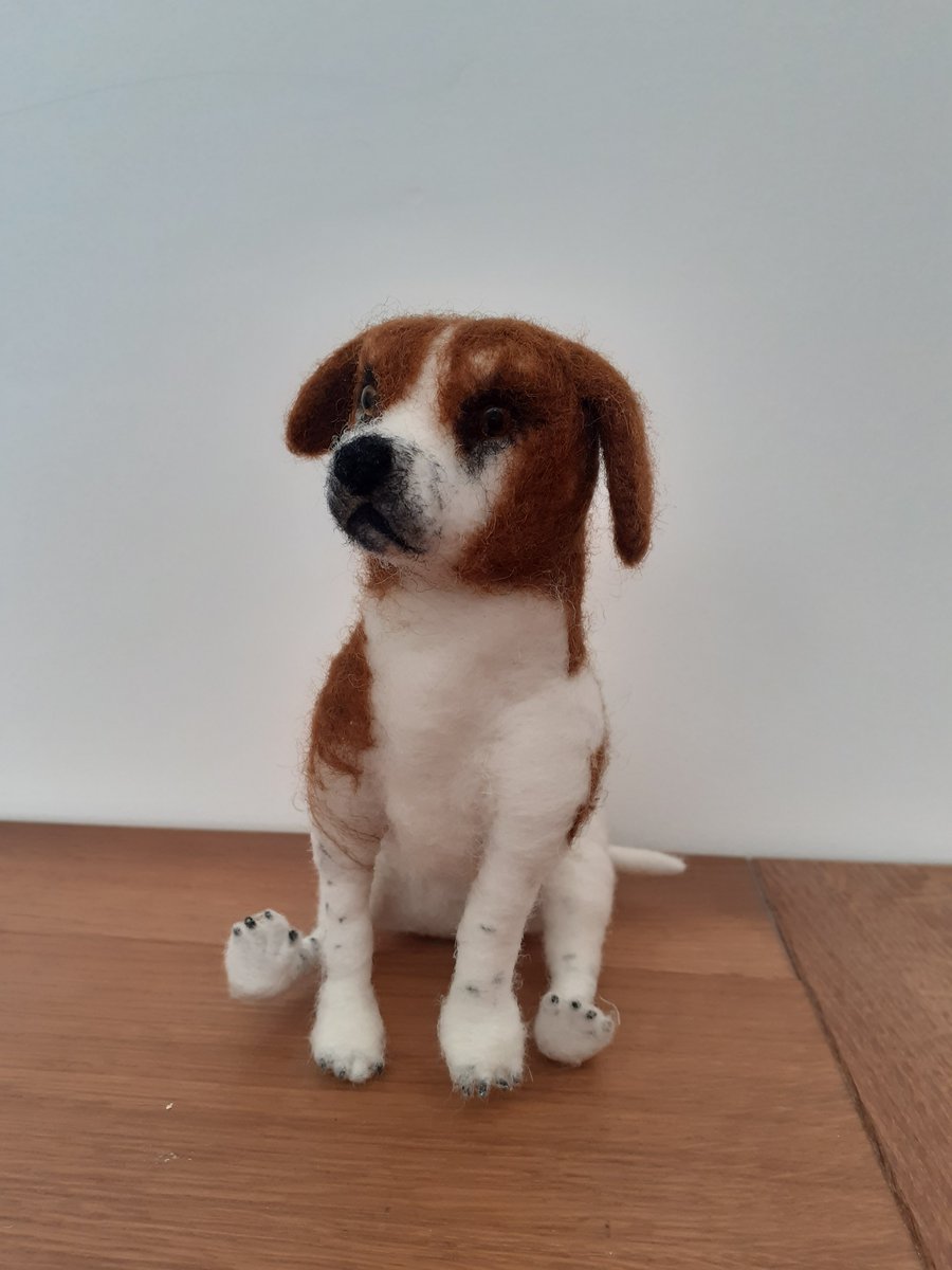 DobsonBruce's tweet photo. My needle felted wool commissioned replicas made up from my clients own photos to capture all distinctive features and markings
Built on a wire armature so can adopt a variety of different poses
Please message me for more information 
#handmade #artist #pets #dogs https://t.co/xWaJeZDT7G