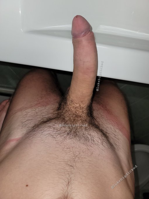 Need a very deep throat🥵🍆 https://t.co/yXxhE3HIEK