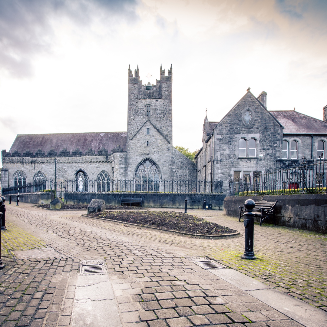 The Medieval beauty of Kilkenny...⛪️

📍Kilkenny City 

Courtesy of rustyt3599

#wildroverdaytours #kilkenny #kilkennycastle