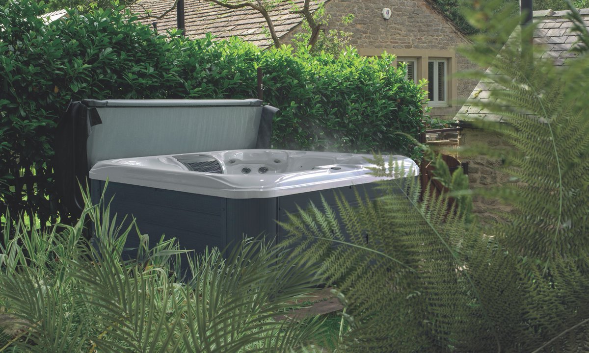 poolandspascene's tweet photo. *DESTINATION HOT TUBS*
Holiday locations have a wealth of robust spas to choose from…
https://t.co/fWdmOCcw6U
#HotTub #HolidayLetSpa #HolidayLetHotTubs #Wellbeing #Wellness #UKHolidays #HolidayPark #CaravanPark @CertikinUK @SunbeachSpas @superiorw2 @poolandspascene #poolandspa https://t.co/XrKdYxwp92