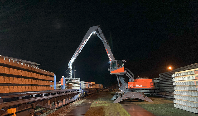 vaTSNL's tweet image. Bovenbouwvernieuwing Weert succesvol verlopen. Een zorgvuldige afstemming in nauwe samenwerking met @StruktonRail zorgt voor een efficiënte uitvoering van dit project: bit.ly/3oM7tbh

#voestalpine #tracksolutions #railpro #struktonrail #logistiek #samenwerken