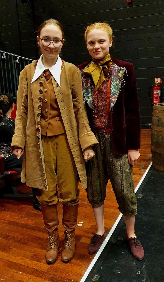 KGS1561's tweet photo. #FlashbackFriday➡️KGS Junior Play, Treasure Island🏝️The stage was set, the lights were on, and our #JuniorPlay was a huge success! Big thanks to our talented students who put in so much effort👏Check out some behind the scenes pics to see the magic in action…💫@KGSheadmaster https://t.co/THUX222mVK