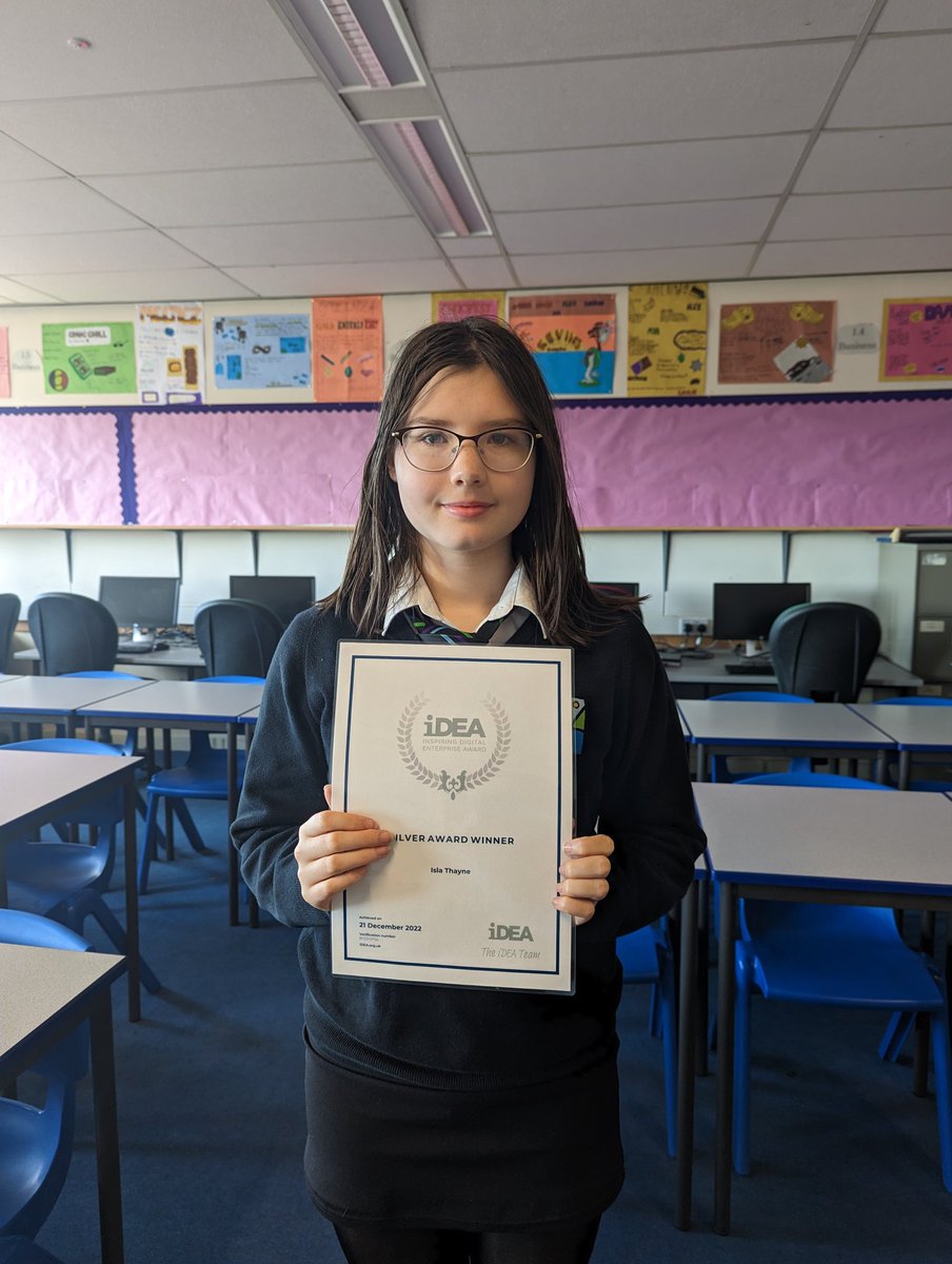 Congratulations to Isla, who received her Silver IDEA award. She is our first ever 1st year to achieve both Bronze and Silver in one year. 🎉