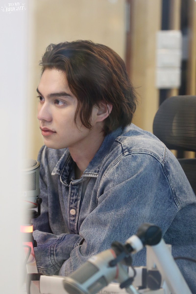 TOMYBRIGHT1227's tweet photo. 📝/230602/📷📷

好久沒見了🥹🥹🥹🥹💗💗💗

FlexFM x Bright
#IThinkOfYouPressTour
#Flex1045xBRIGHT
#bbrightvc @bbrightvc https://t.co/3tNd6GcnD0