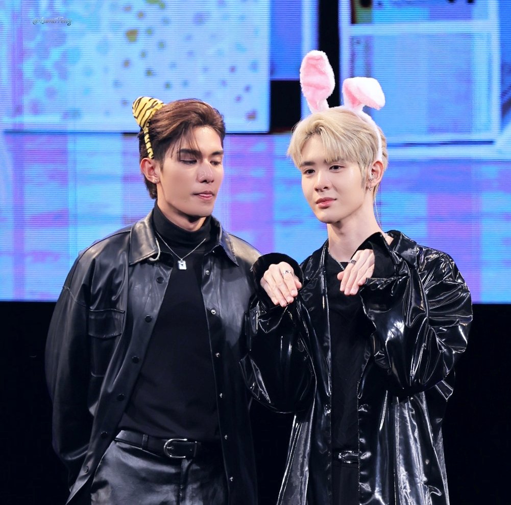 Lam5Feng's tweet photo. 📷 230527
NetJames Japan 1st Fanmeeting

😋🐇

#NetJamesInJapan 
#NetJamesJapan1stFM
#NetJames #netsiraphop #JamesSu
@NetSiraphop_J @Jamessu_w https://t.co/gRwn4fLQse
