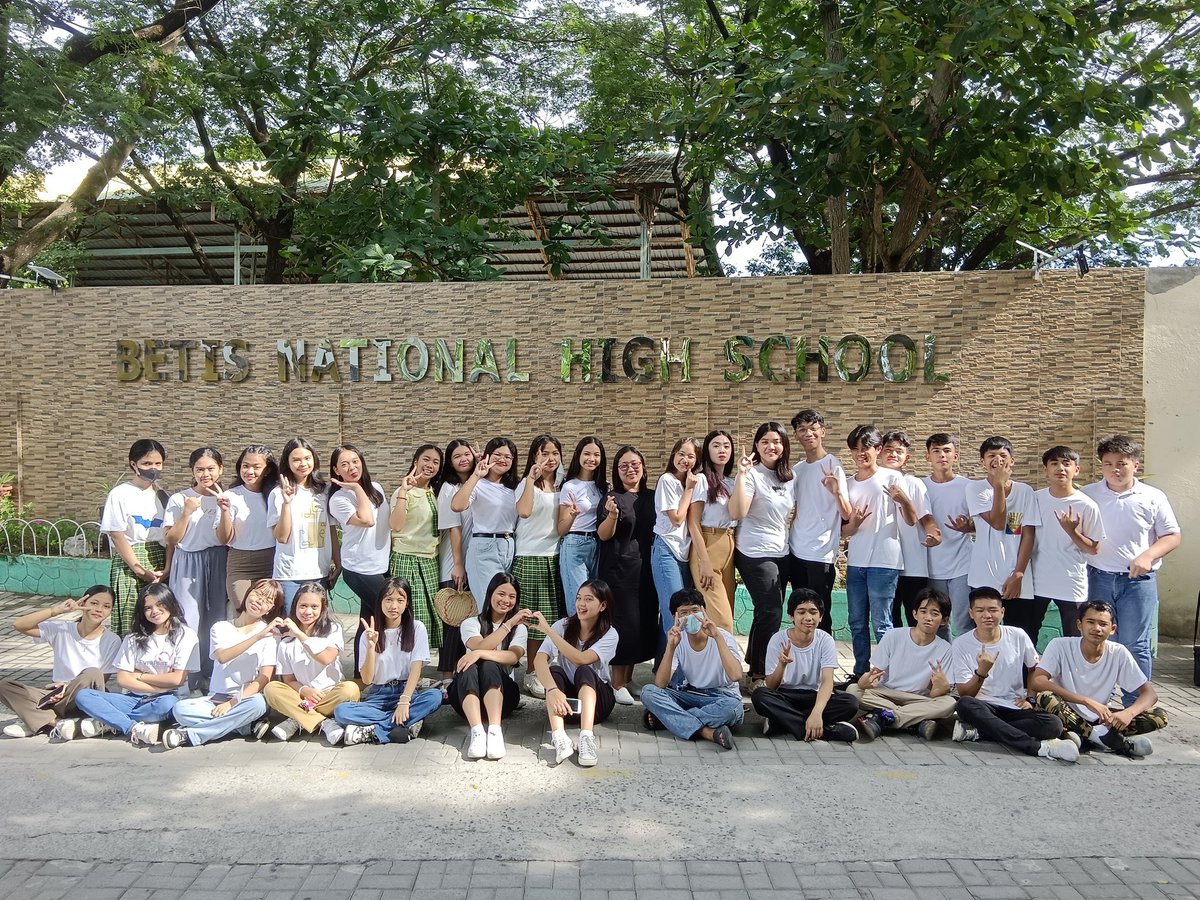 Canlas_Niks's tweet photo. My 9- Pearl 2022-2023 🤍

#TGIF 
#AdvisoryClass https://t.co/yTKsIBjVbx